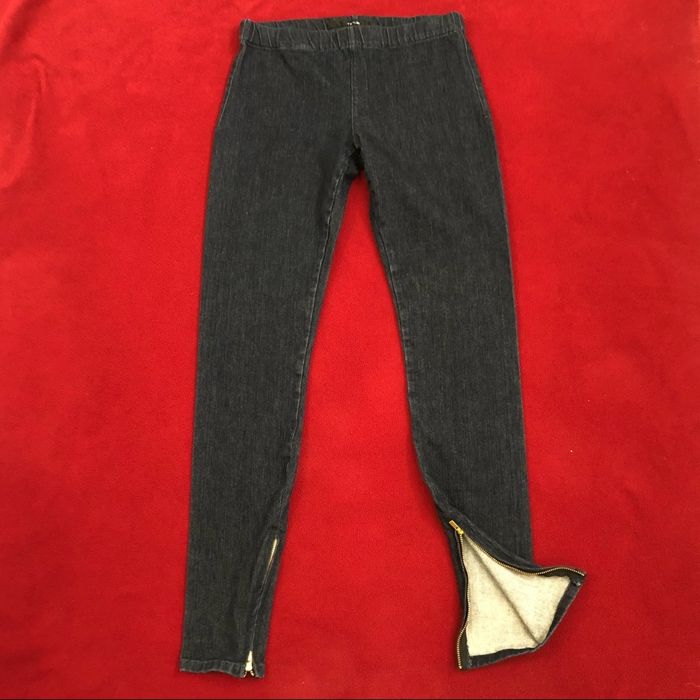 Joe’s Jeans cropped and ankle fitted